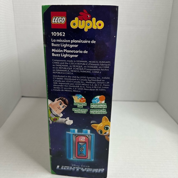 LEGO DUPLO Disney and Pixar Buzz Lightyear’s - Picture 2 of 5